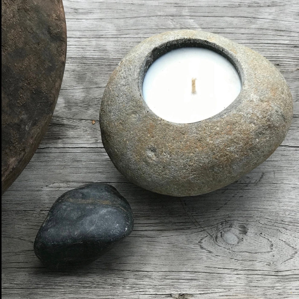Komorebi Riverstone Rock M (Lemon Verbena & Eucalyptus)