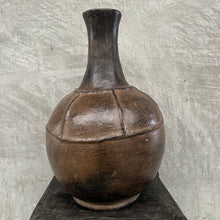 Mangbetu Pot